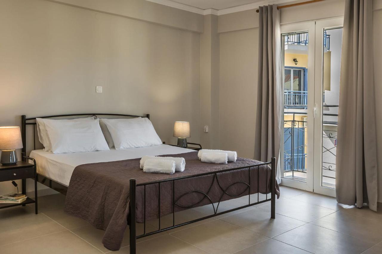 Fidias City Rooms 阿尔戈斯托利翁 外观 照片