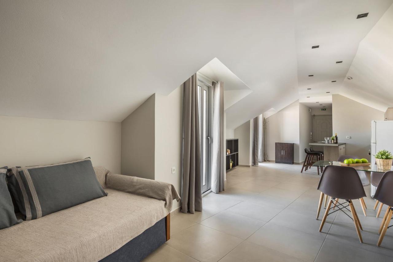 Fidias City Rooms 阿尔戈斯托利翁 外观 照片