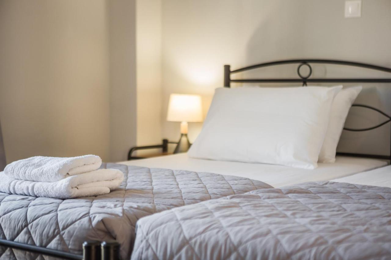 Fidias City Rooms 阿尔戈斯托利翁 外观 照片