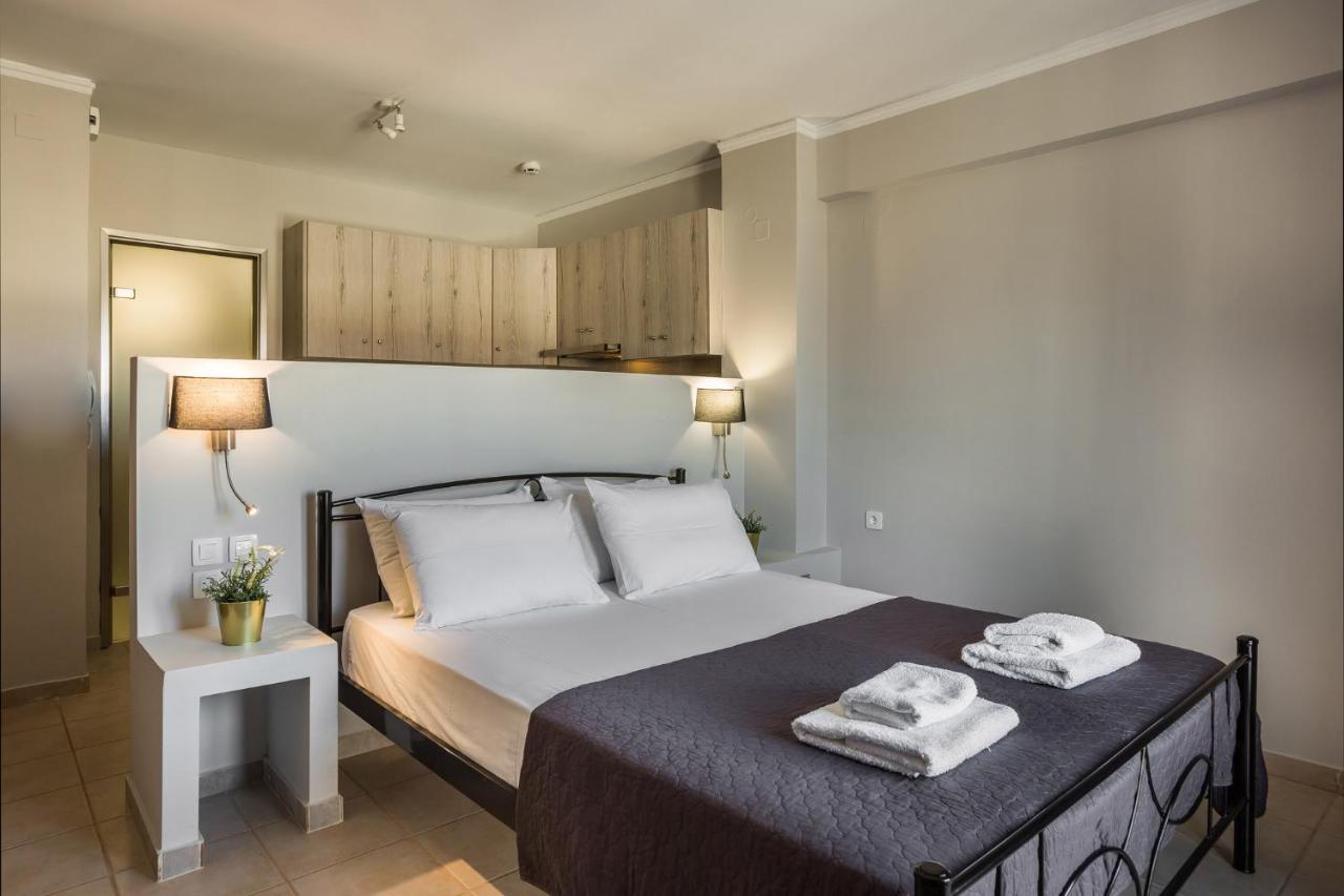 Fidias City Rooms 阿尔戈斯托利翁 外观 照片