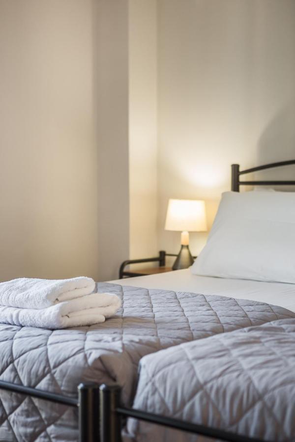 Fidias City Rooms 阿尔戈斯托利翁 外观 照片