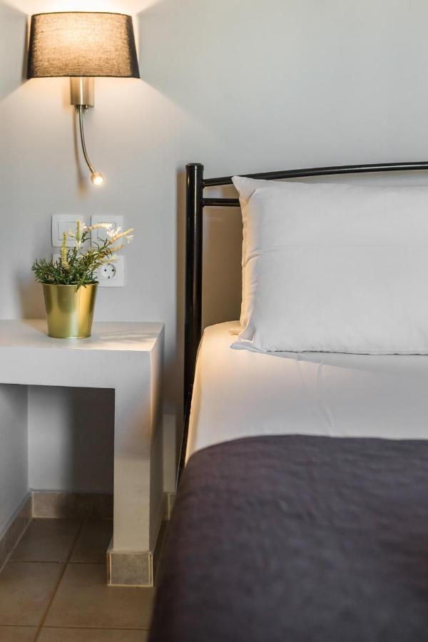 Fidias City Rooms 阿尔戈斯托利翁 外观 照片